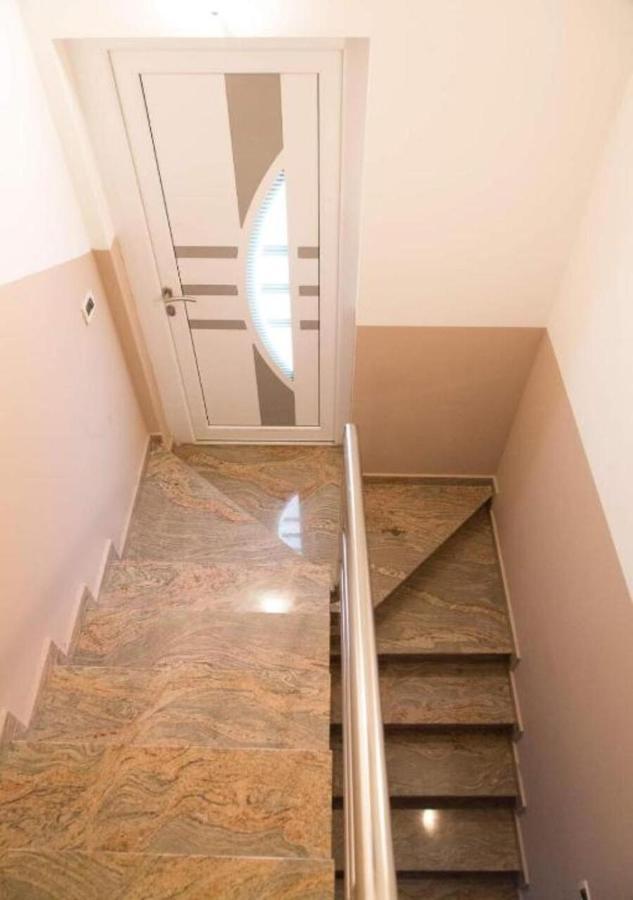 Apartments With Pool In Pula,Croatia Εξωτερικό φωτογραφία