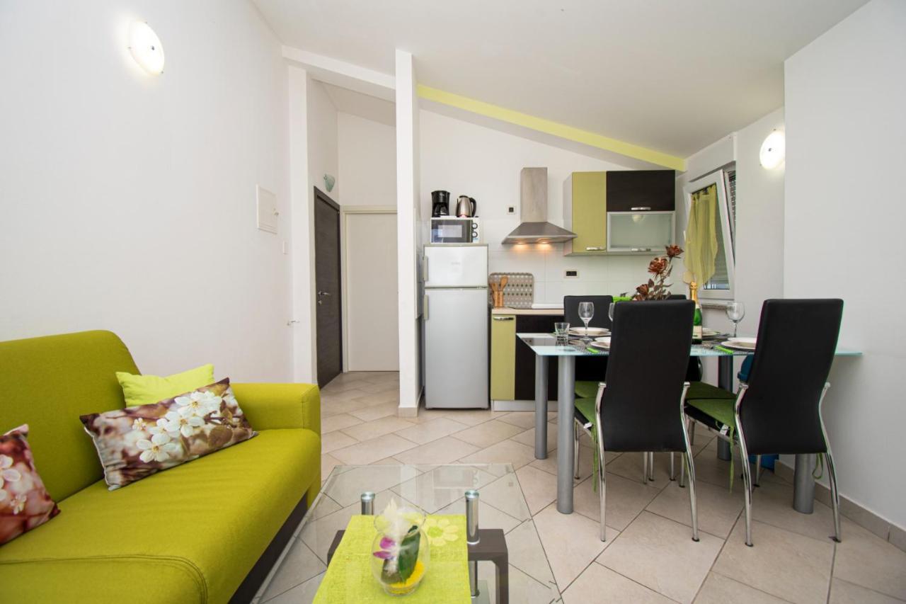 Apartments With Pool In Pula,Croatia Εξωτερικό φωτογραφία